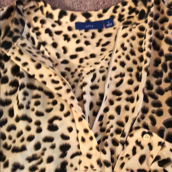 APT. 9 Cheetah/Leopard Print Flowy Top - Picture 2 of 5